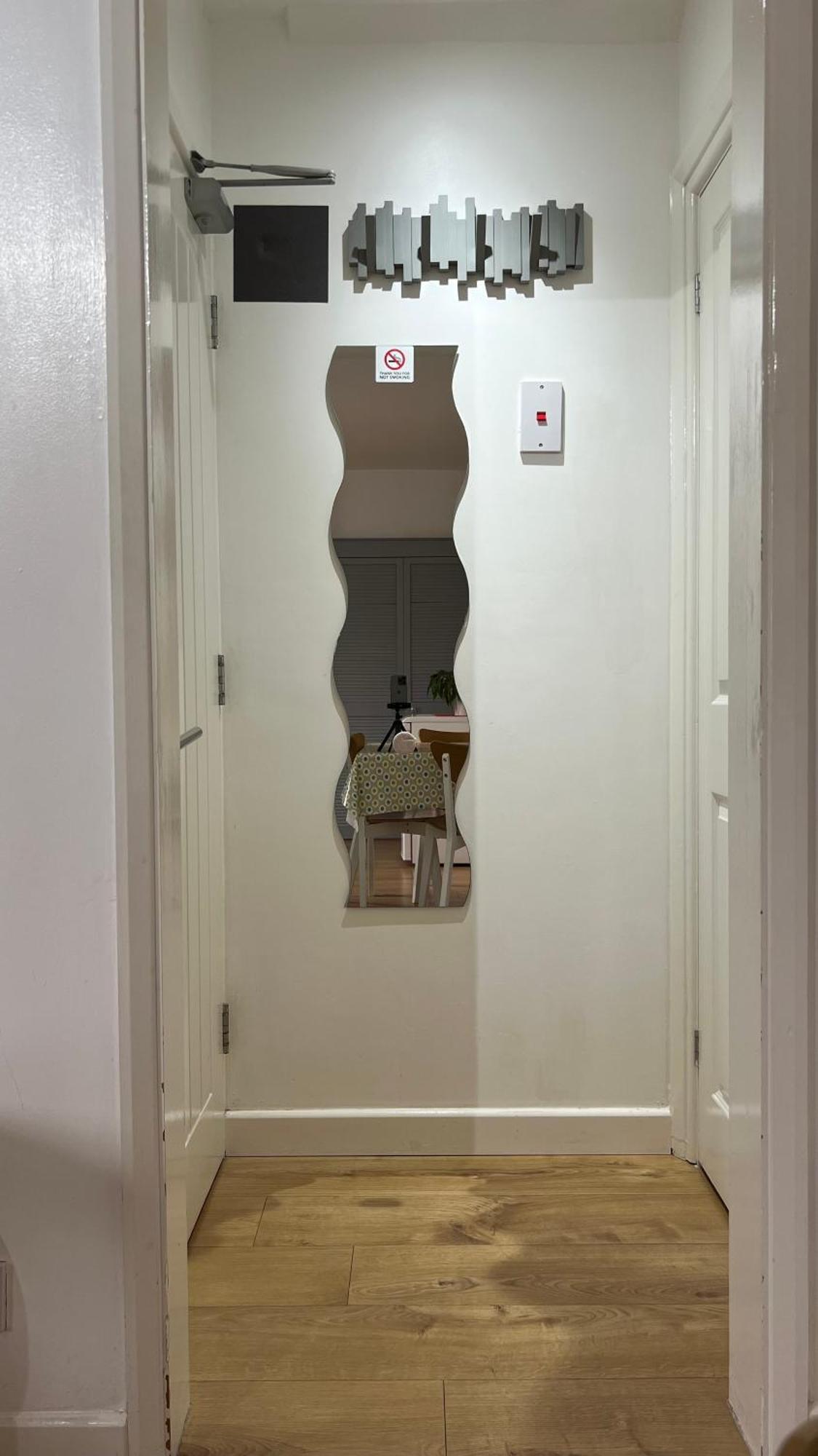Hawtհorn Guestհouse * CBG